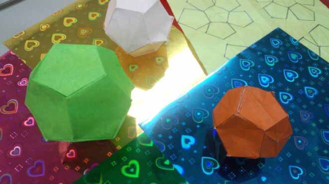 たった2枚の折り紙で正十二面体を作る！